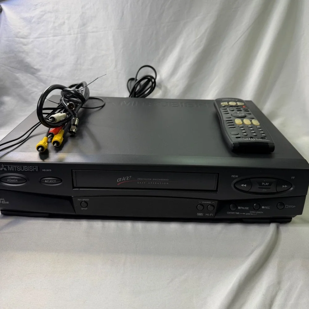 Mitsubishi HS-U575 VHS VCR Player 4-Head Hi-Fi Stereo Alpha 400  Remote WORKS